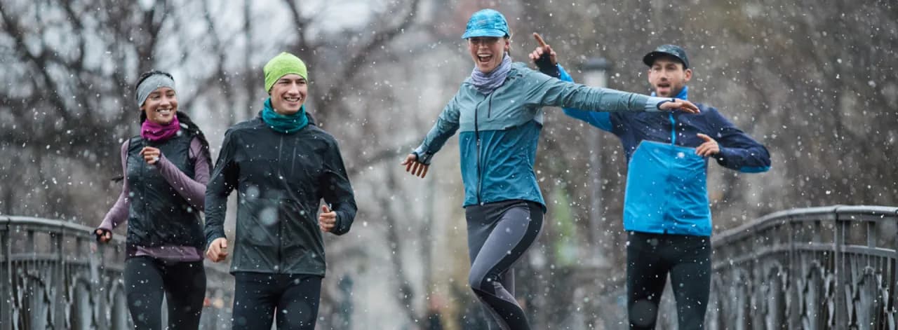 Jak wybrać idealną czapkę do biegania? Porady, rodzaje i najlepsze rozwiązania