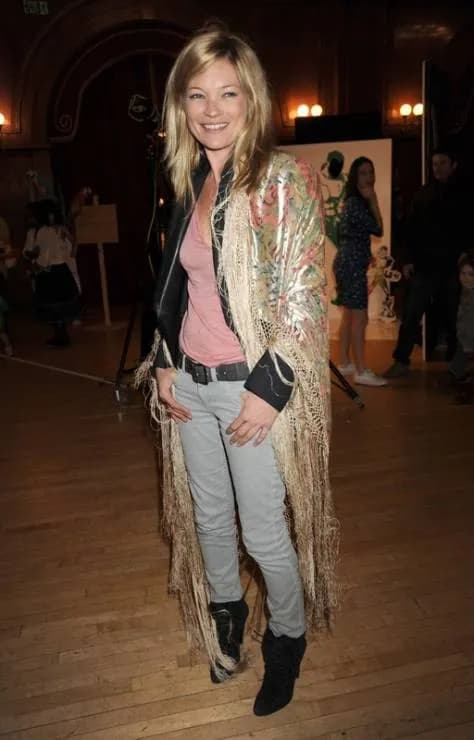 Stylizacje na 40 urodziny: Modne i eleganckie kreacje, które Cię zachwycą