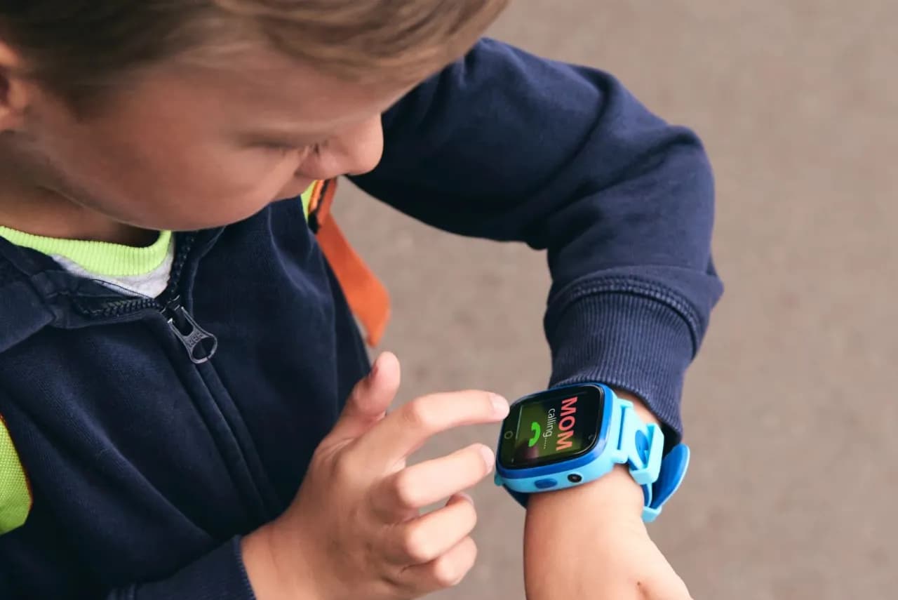 Jaki smartwatch dla dziecka wybrać: 8 najlepszych modeli według rodziców