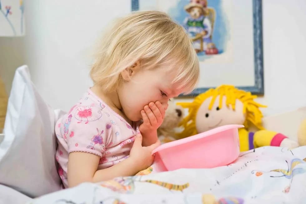 Co na wymioty dla dziecka: najskuteczniejsze leki i domowe sposoby leczenia