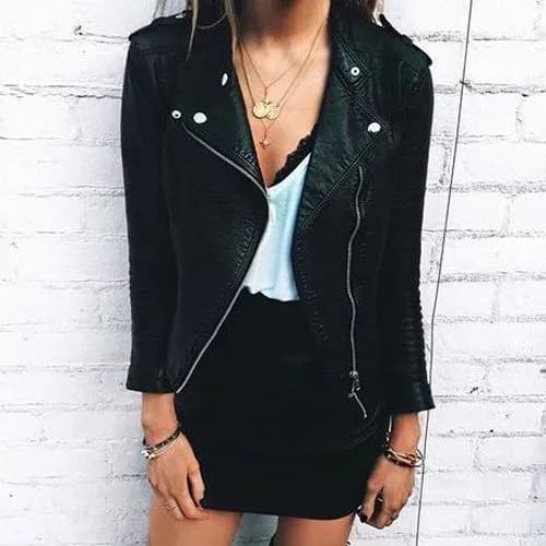 Jak wybrać idealny outfit na zakończenie roku? Modne inspiracje i porady