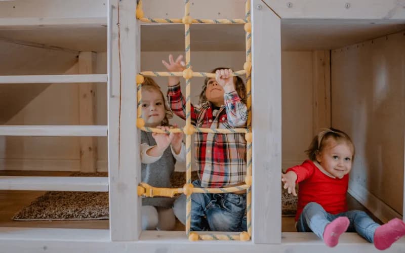 Co zrobić gdy dziecko ciężko przechodzi adaptację w żłobku - skuteczne metody wsparcia