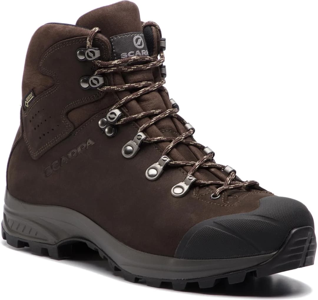 Buty trekkingowe jakiej firmy wybrać? ranking marek, opinie i porównanie