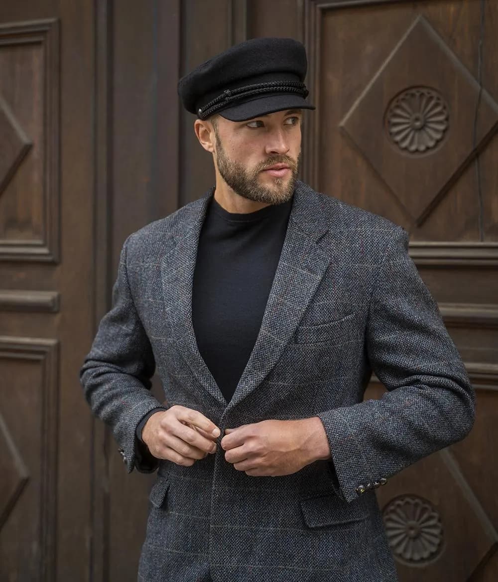 Jak wygląda czapka maciejówka? Charakterystyka, zdjęcia i ciekawostki